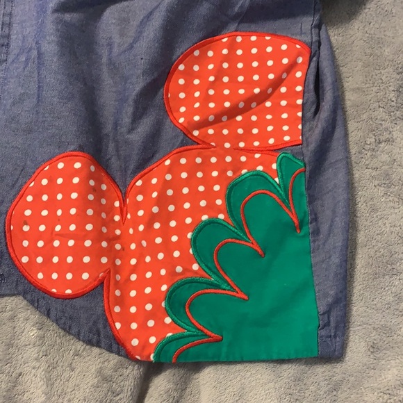 Clothes - Picture 4 of 5